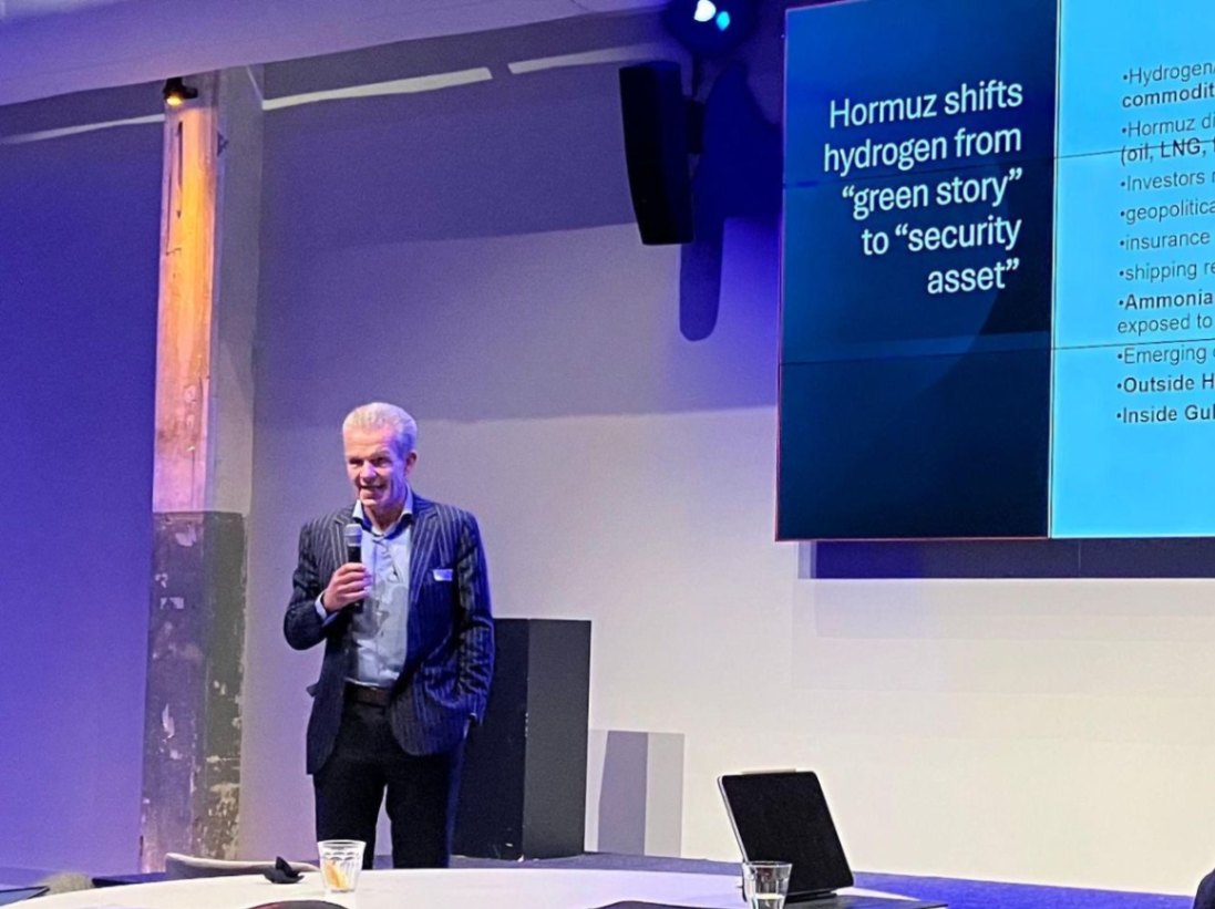 The Dutch hydrogen strategy is increasingly tied to Gulf supply chains, linking production in Saudi Arabia, the UAE and Oman to demand in Europe. The Dutch hydrogen strategy is increasingly tied to Gulf supply chains, linking production in Saudi Arabia, the UAE and Oman to demand in Europe.