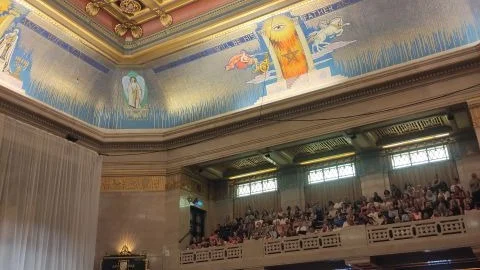 Du bist nicht deine Geschichte: warum dein internes Betriebssystem bestimmt, was möglich ist